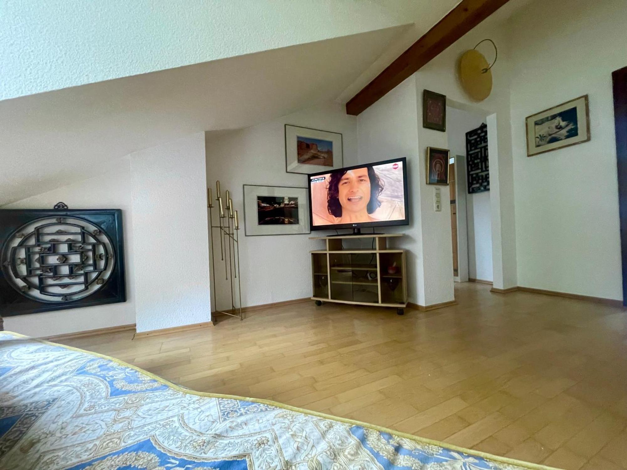 Wunderschoenes Grosses 3 Zimmer Apartament Zentrum Goldstadt Familienfreundlich Mit Garage Pforzheim Exterior foto